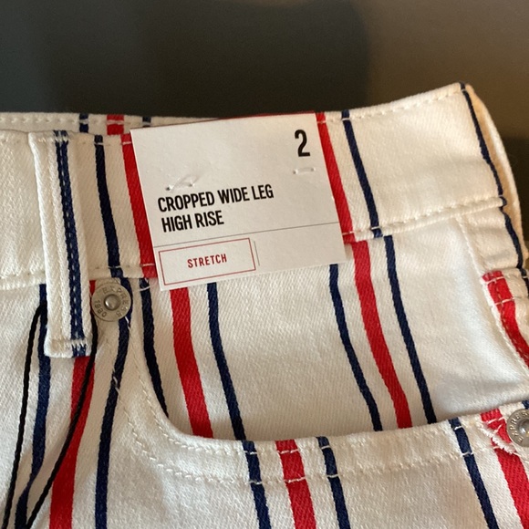 Woman’s cropped high rise wide leg size 2 express - Picture 3 of 6